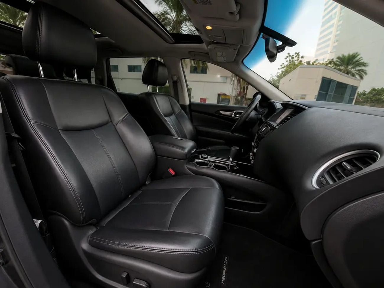 Nissan Pathfinder 901 P.M | SV GCC Specs