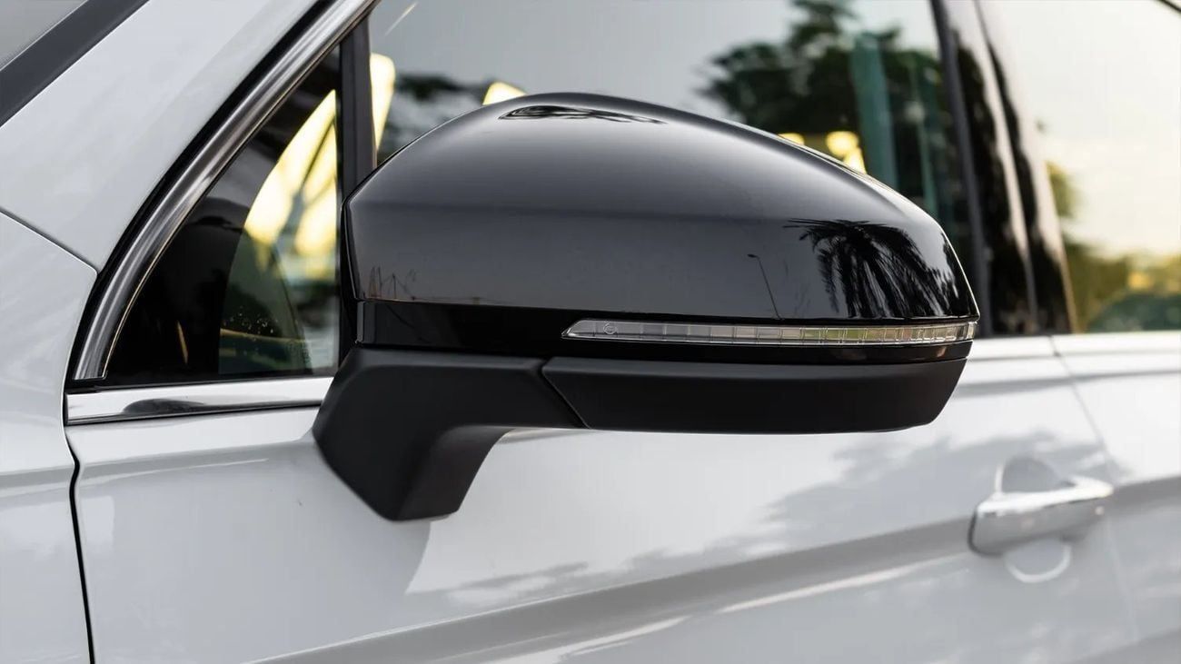 Volkswagen Tiguan 2025 | VOLKSWAGEN TIGUAN 300 TSI 2WD [ EXPORT ONLY ]