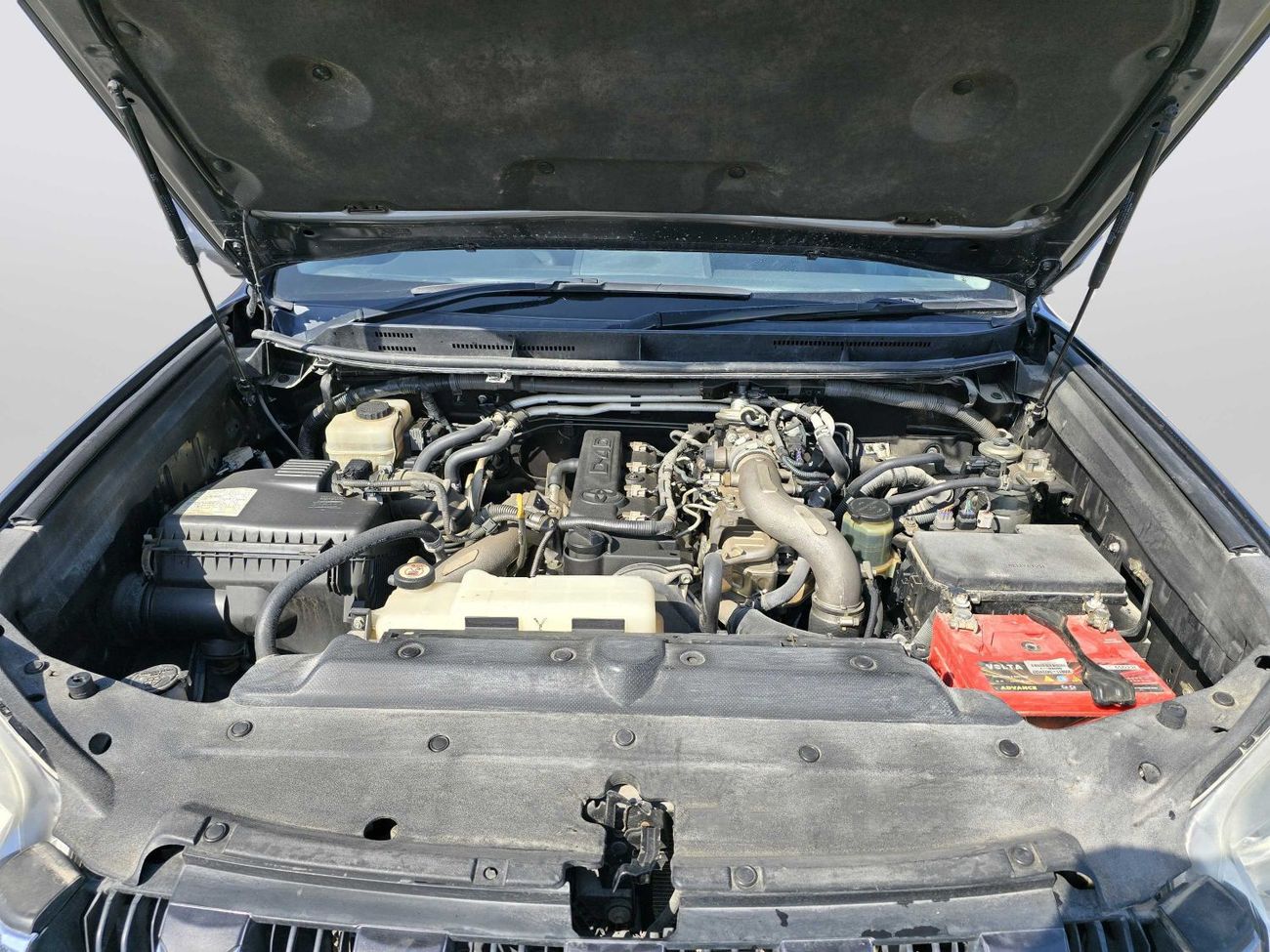 Toyota Prado 4x4 Diesel 2.8L Right Hand Drive (Export only)