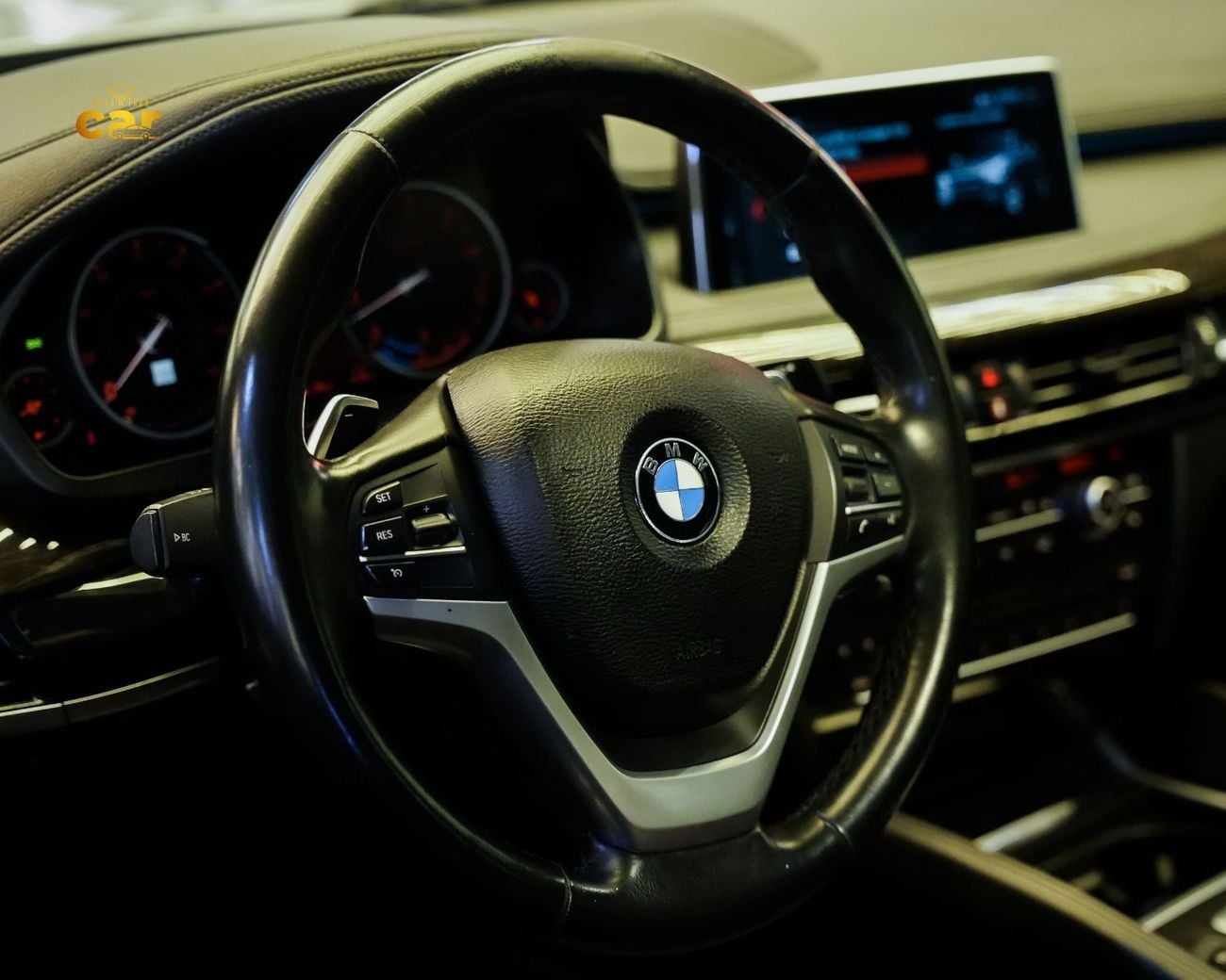 بي أم دبليو X6 40i Exclusive 3.0L