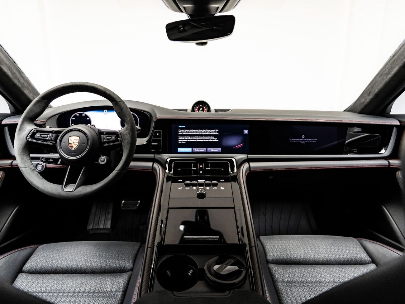 بورش باناميرا GTS