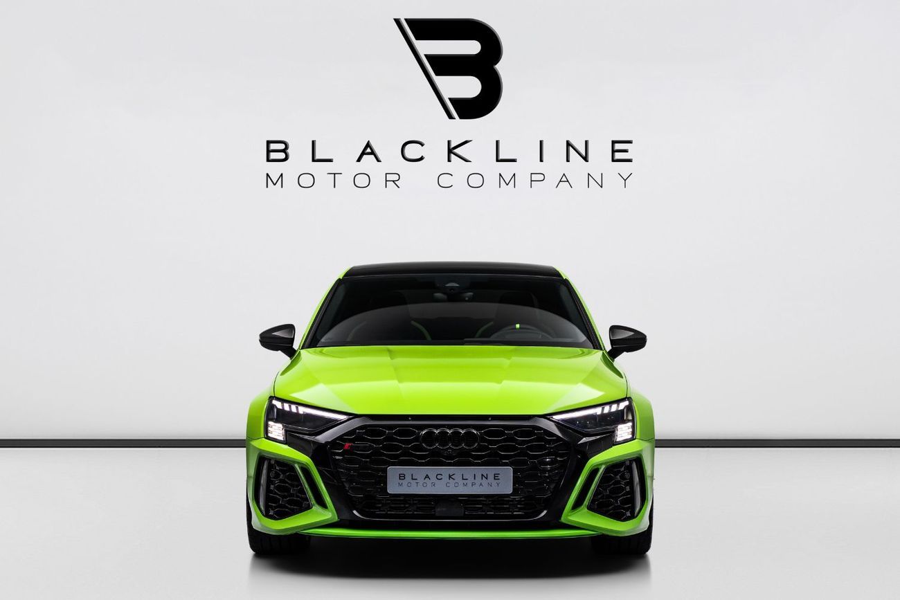 Audi RS3 TFSI quattro 2.5L Sedan 2022 Audi RS3, 2.5 TC I5, AWD, 400bhp, 7 Speed Automatic