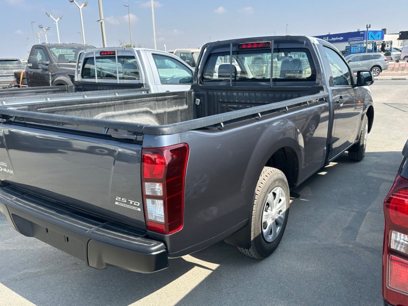 إيسوزو D ماكس 2.5L 4x2 GCC