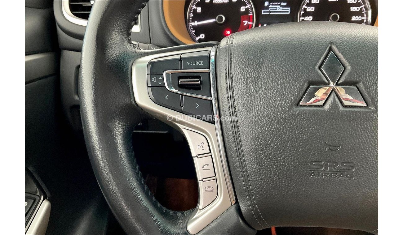 Mitsubishi Montero Signature