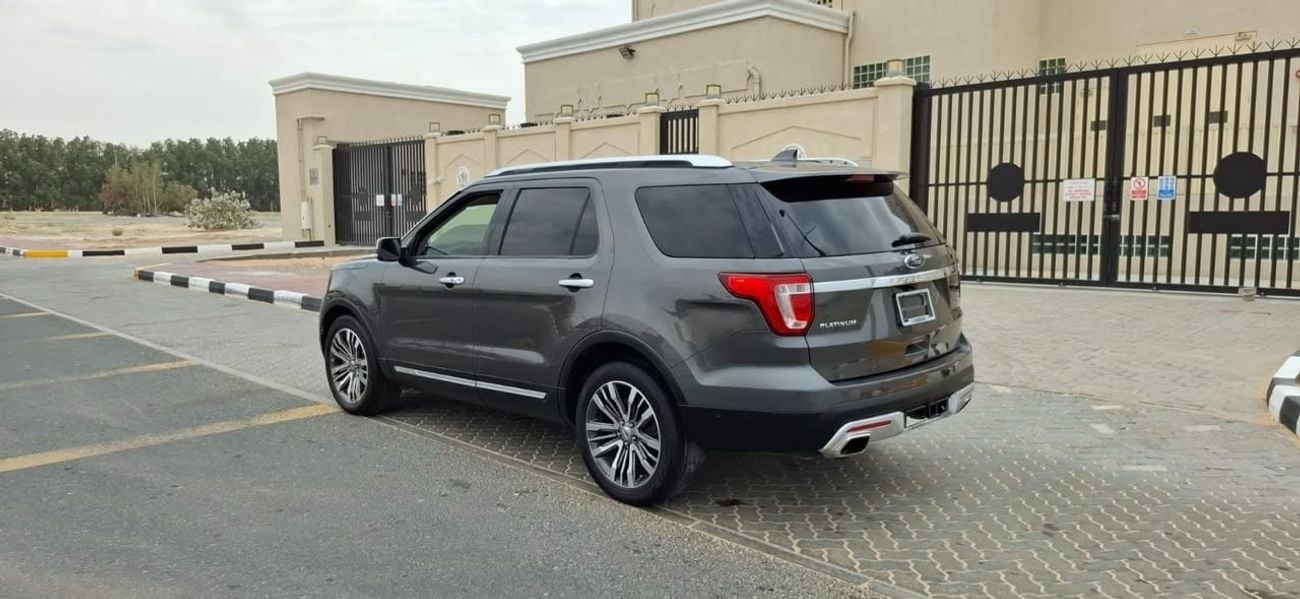 Ford Explorer LIMITED Paltinum