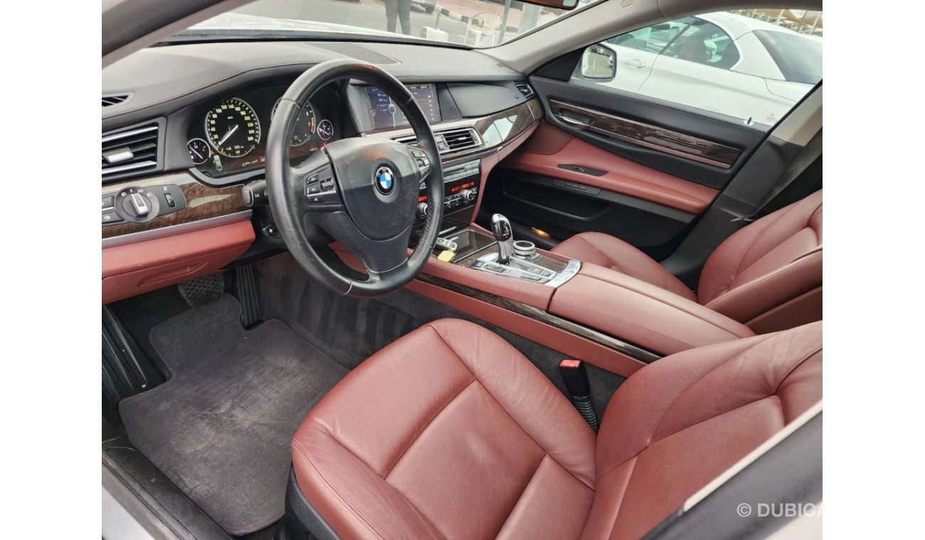 بي أم دبليو 740 BMW 740 LI_Gcc_2012_Excellent_Condition _Full option