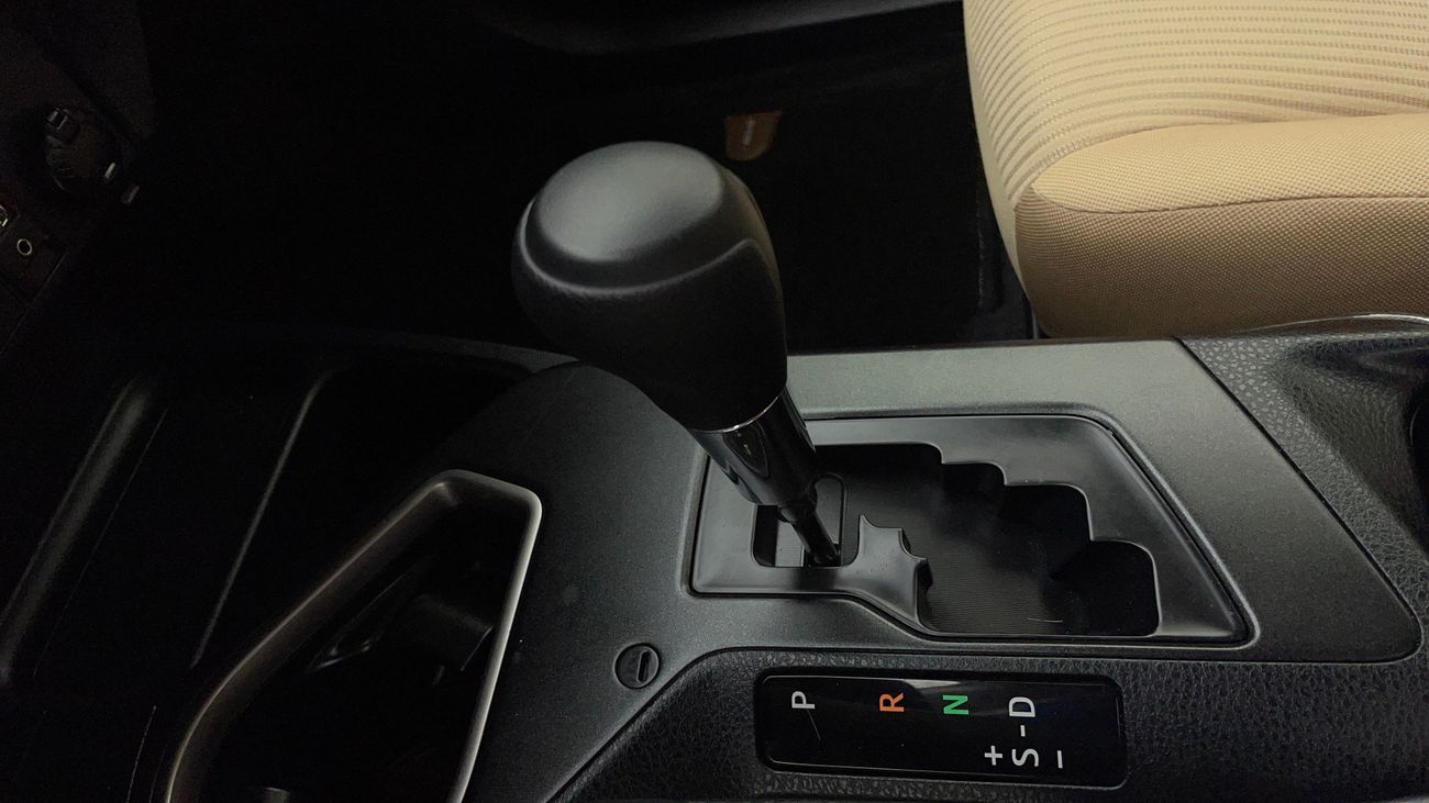 تويوتا راف ٤ EX 2.5 | بدون دفعة مقدمة | اختبار قيادة مجاني للمنزل