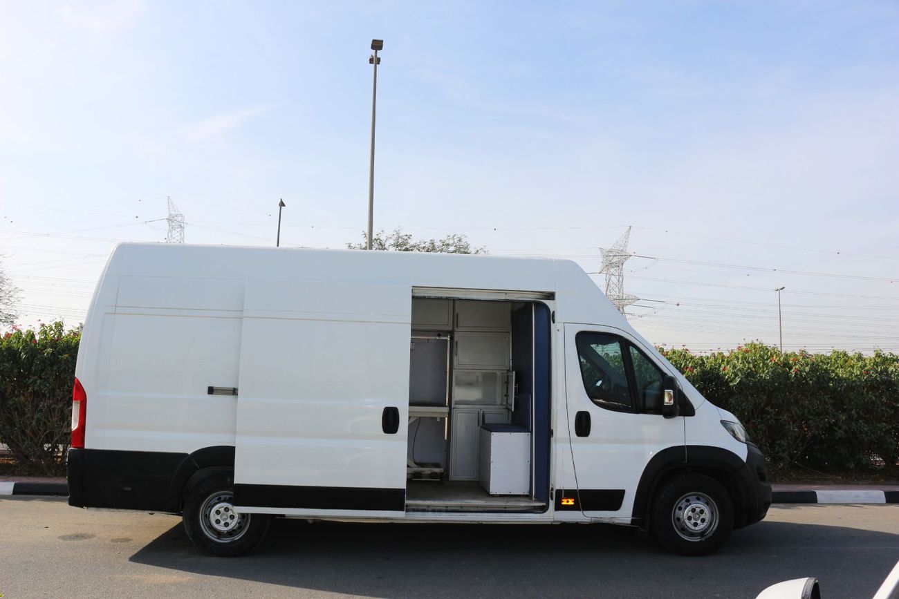 Peugeot Boxer 2.2L Diesel (L4H3) Peugeot Boxer 2021 Mobile Grooming (READY TO USE )