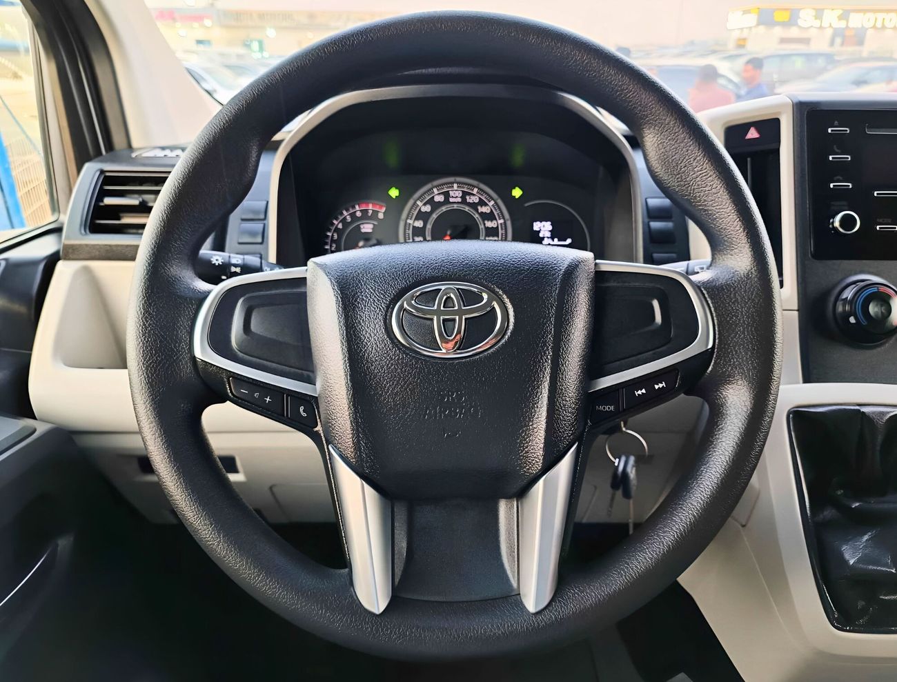 تويوتا هاياس Std Roof / Cargo Van / 3.5L V6  Petrol / MT / New Shape