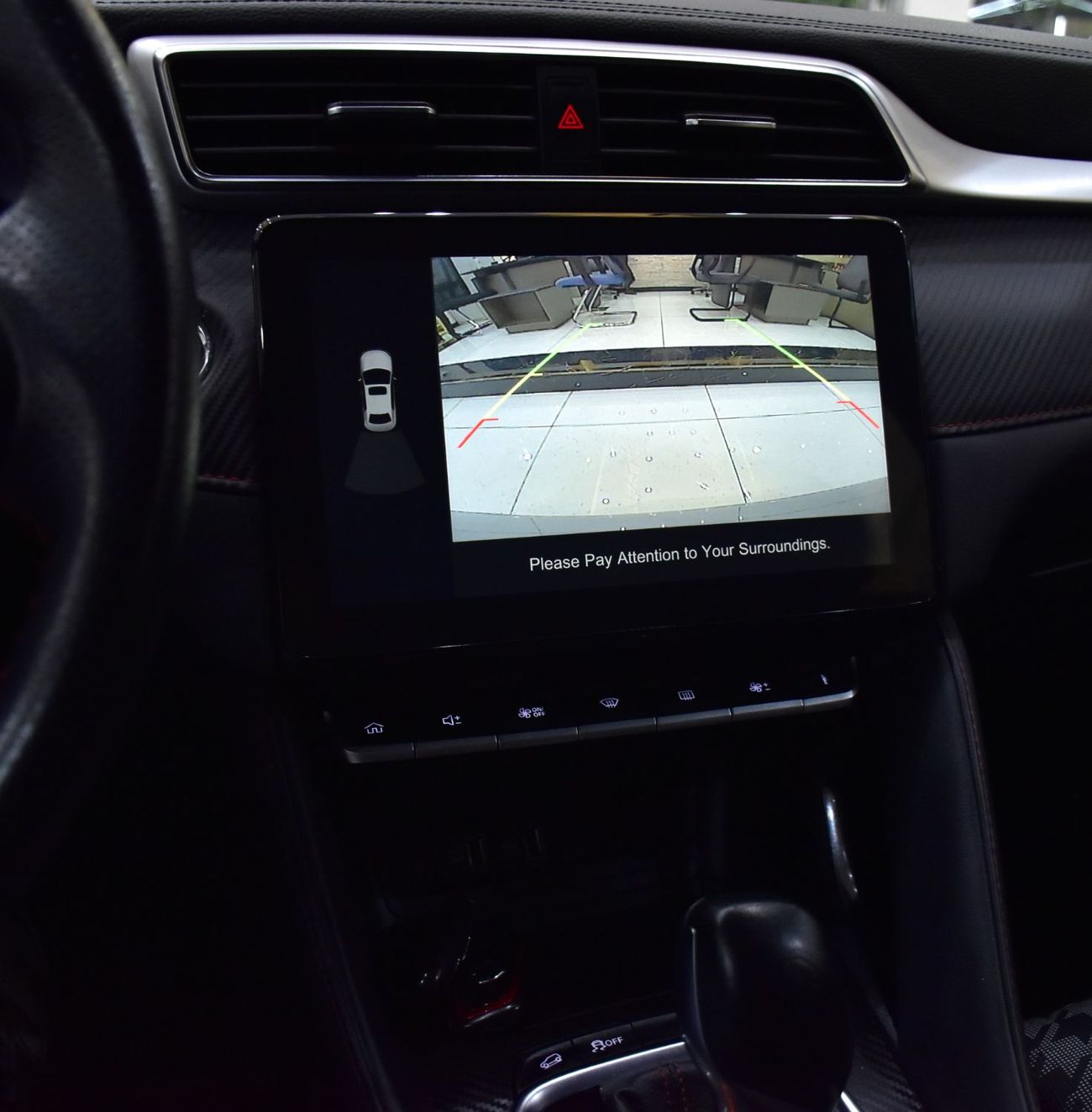 MG ZS EXCELLENT DEAL for our MG ZS ( 2022 Model ) in Silver Color GCC Specs