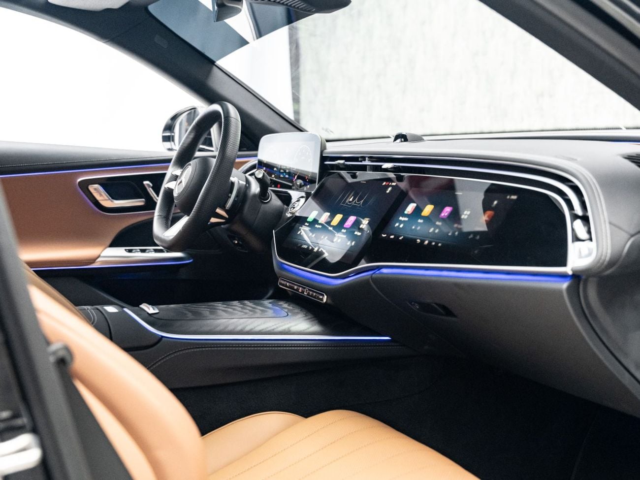 Mercedes Benz E200 STANDARD