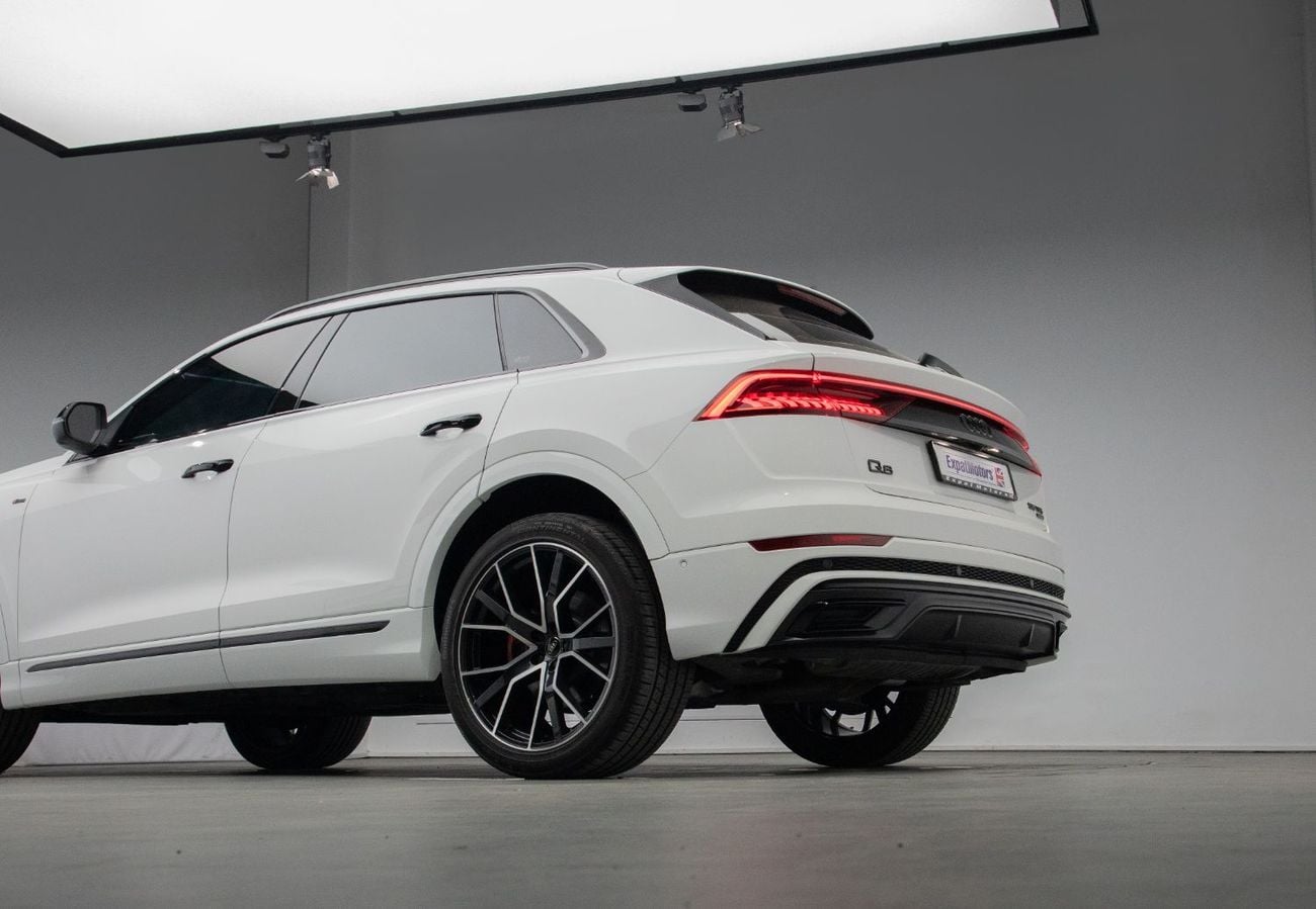 Audi Q8 55 TFSI S-LINE