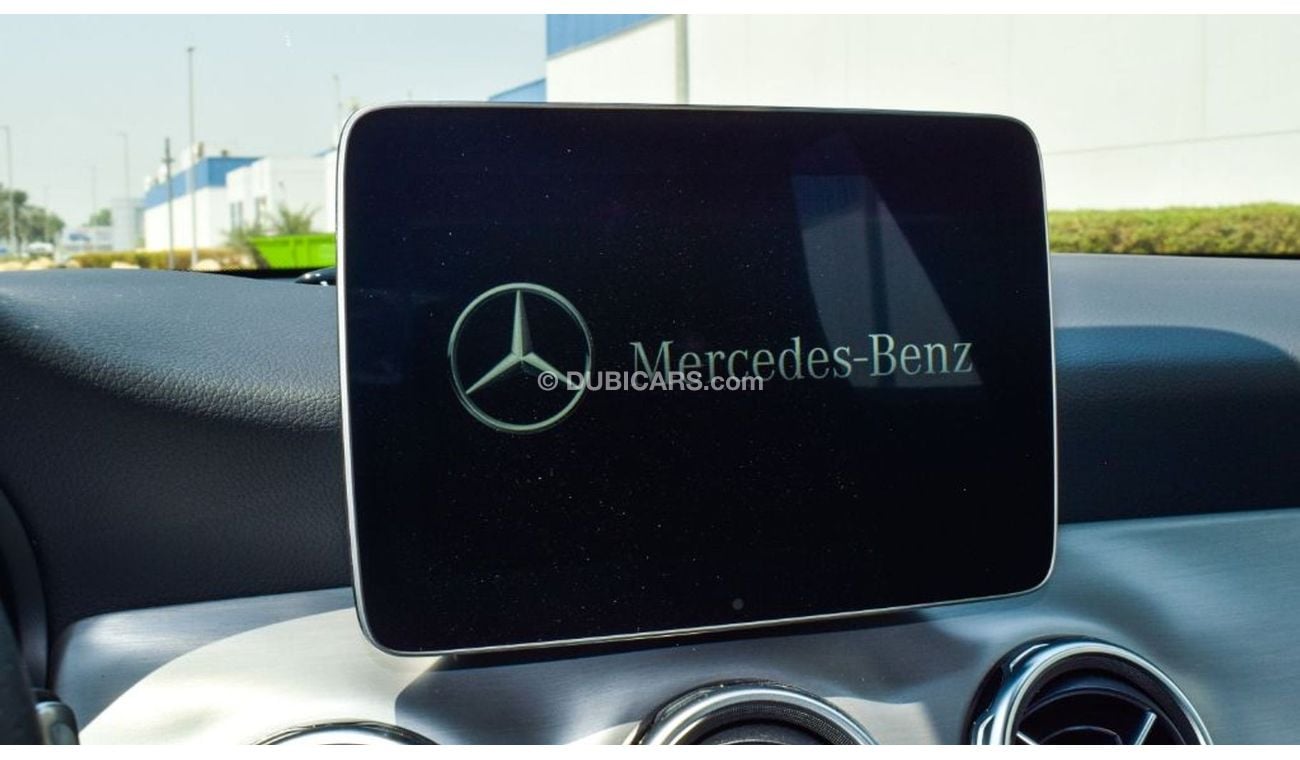 Mercedes-Benz GLA 180 Mercedes GLA180 AMG 2020