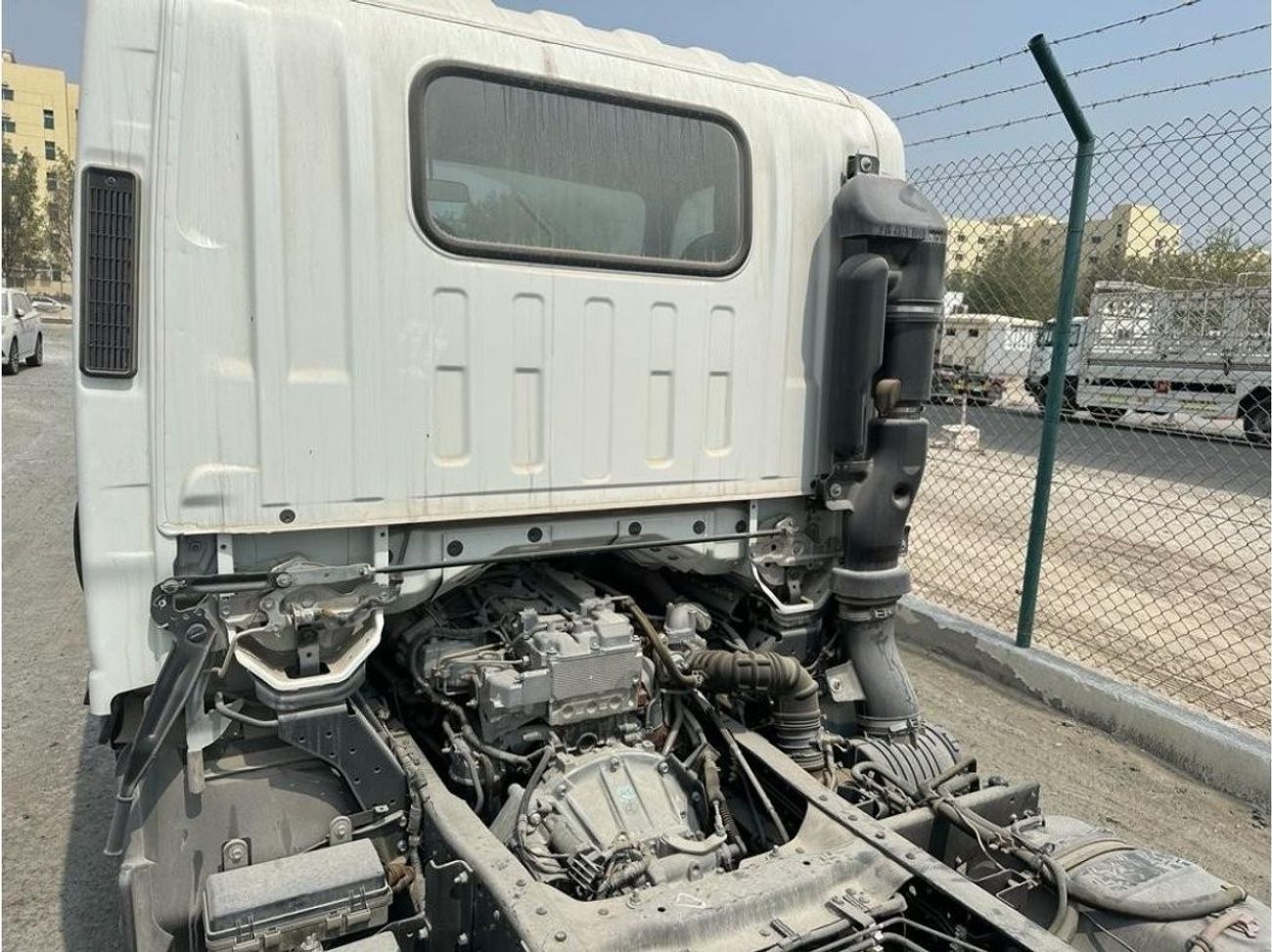 إيسوزو فوروارد Isuzu / N-Series NMR85 E22 Cab Chassis Truck 4x2 Short Wheel Base