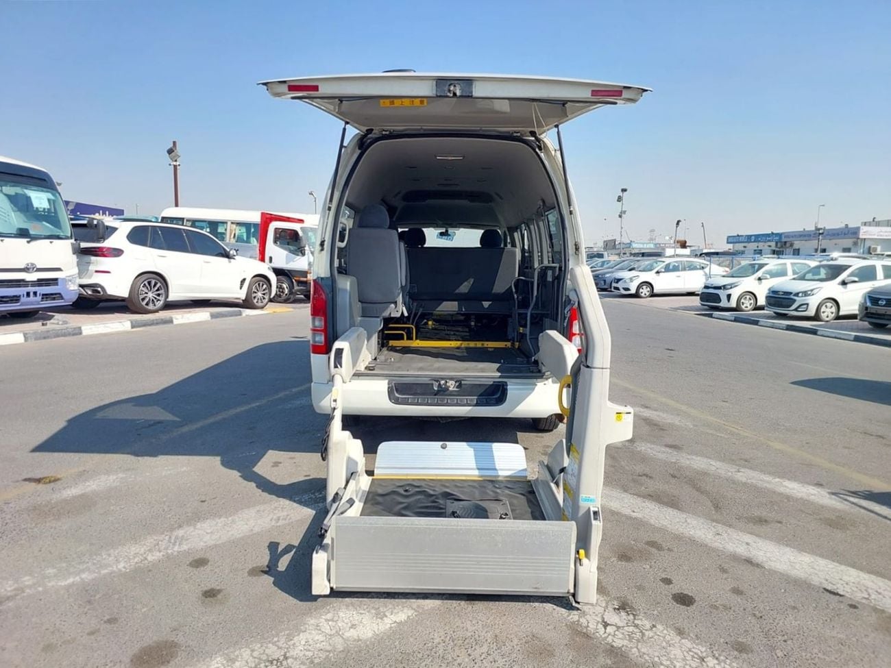 تويوتا هاياس (RAMADAN OFFER) TOYOTA HIACE VAN RHD 2009 MODEL 2.7 L PETROL AUTOMATIC(PM65726)