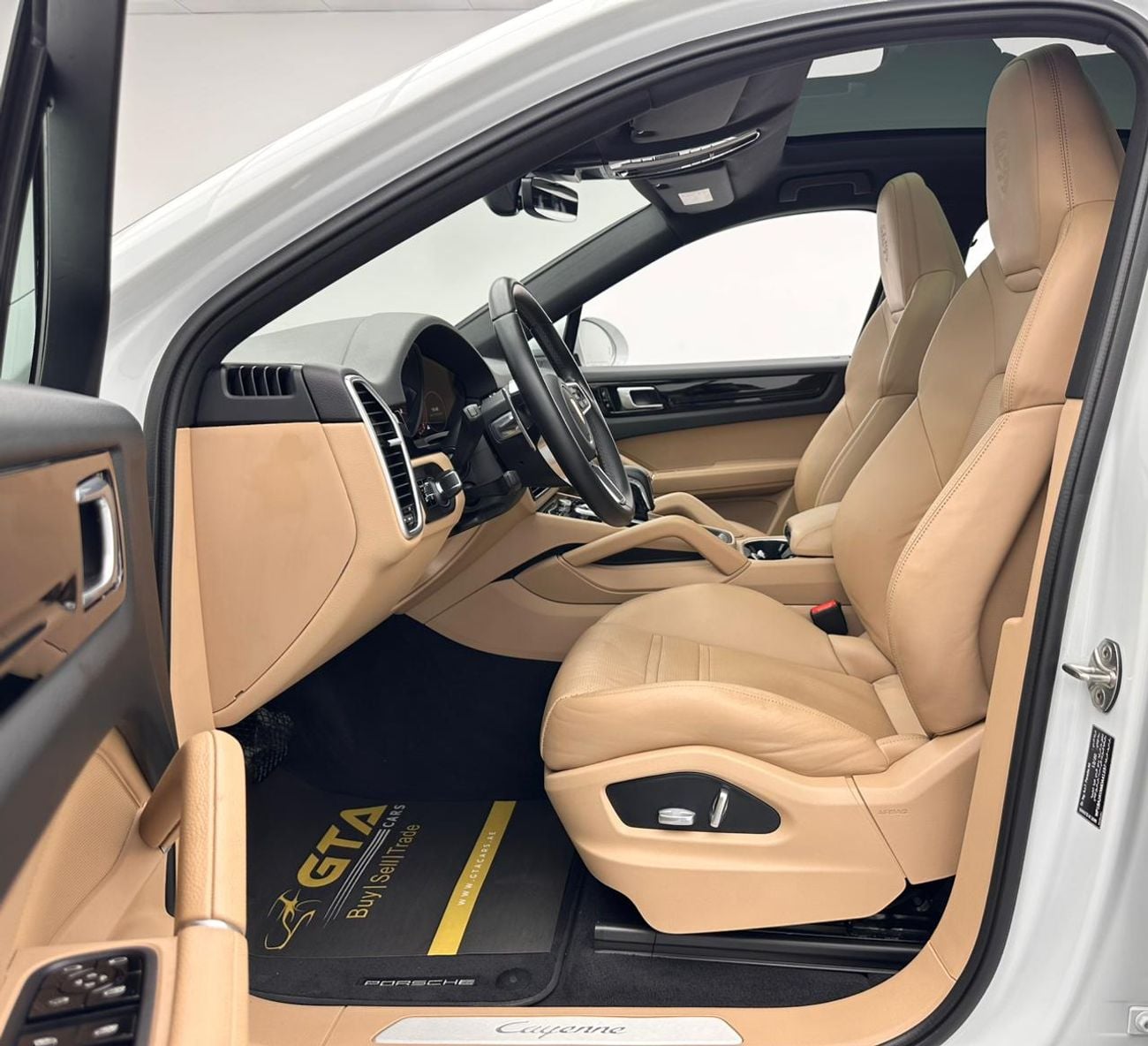 Porsche Cayenne 2021 Porsche Cayenne Coupe, 1 Year Warranty, Full Service History, GCC