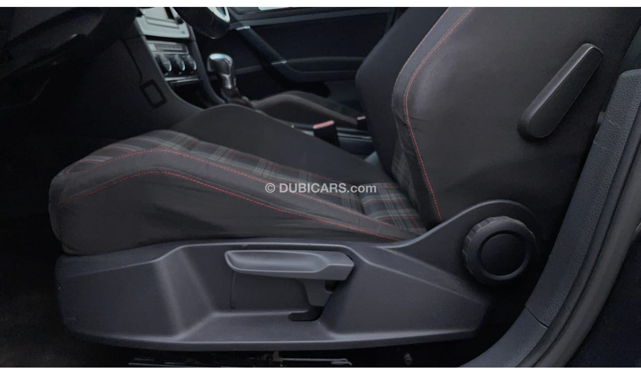 فولكس واجن جولف GTI 2 | بدون دفعة مقدمة | اختبار قيادة مجاني للمنزل