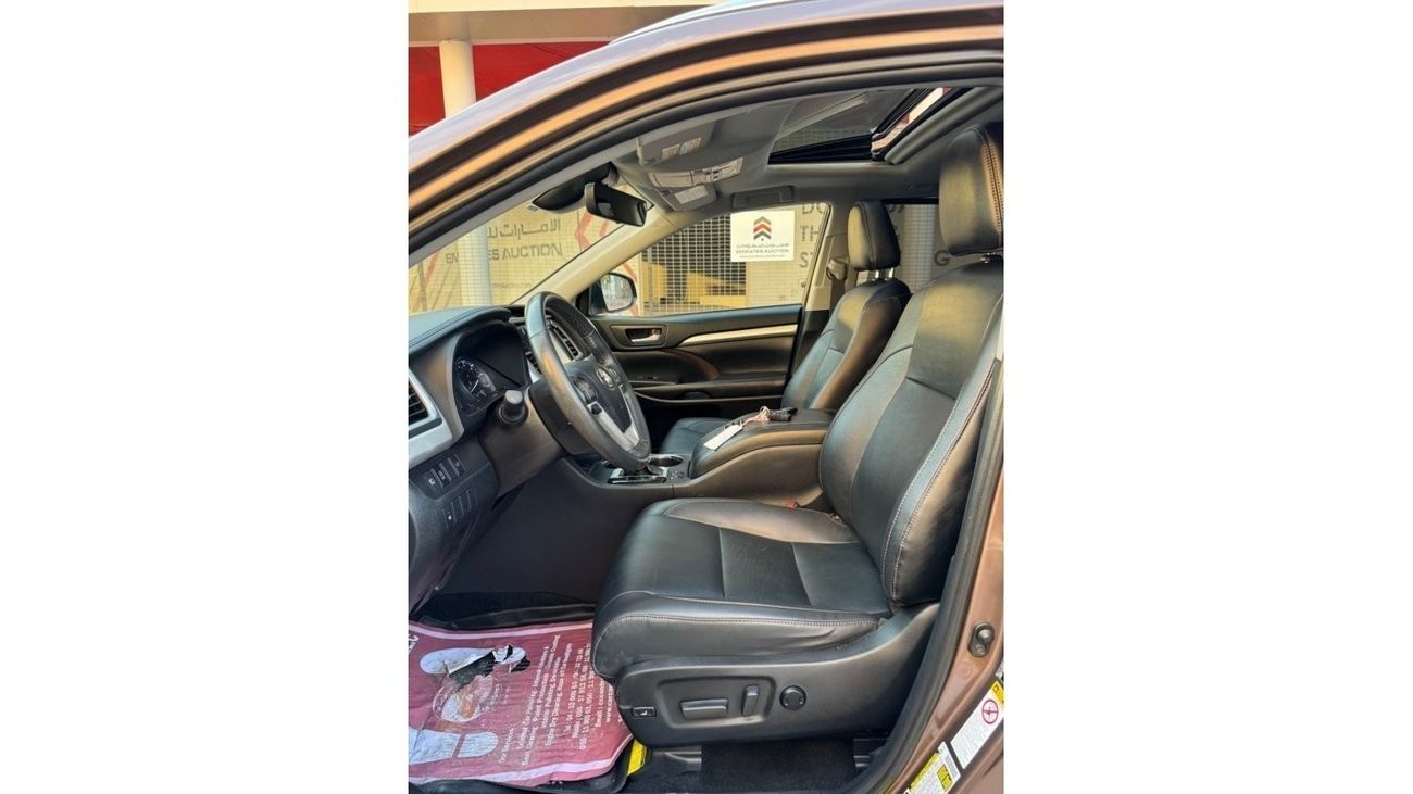 Toyota Highlander 2019 XLE LIMITED AWD SUNROOF 2 KEYS USA IMPORTED