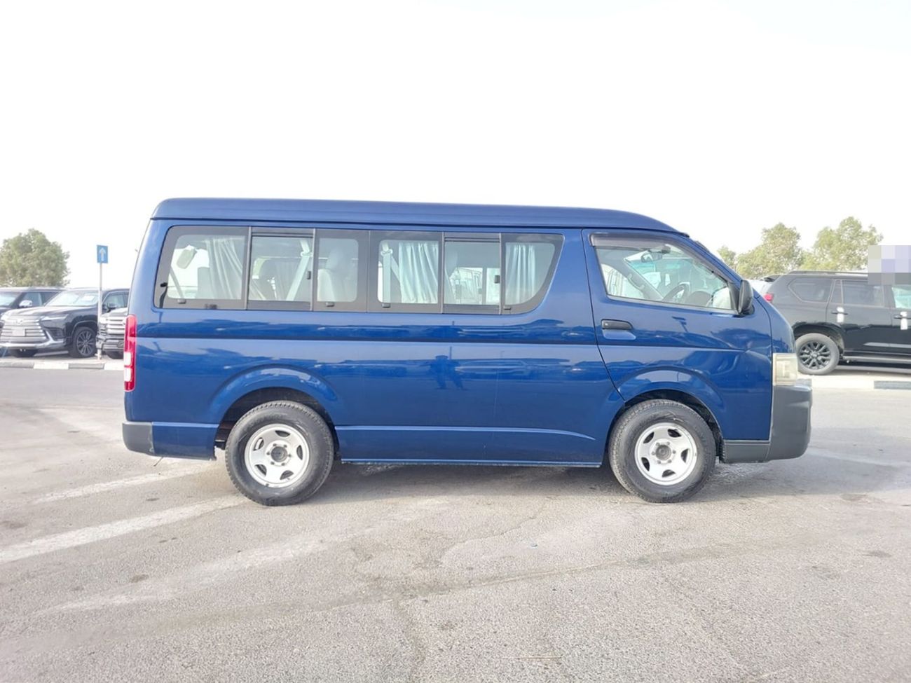 Toyota Hiace TOYOTA HIACE COMMUTER VAN RHD 2008 MODEL 2.7 L PETROL AUTOMATIC(PM013596)