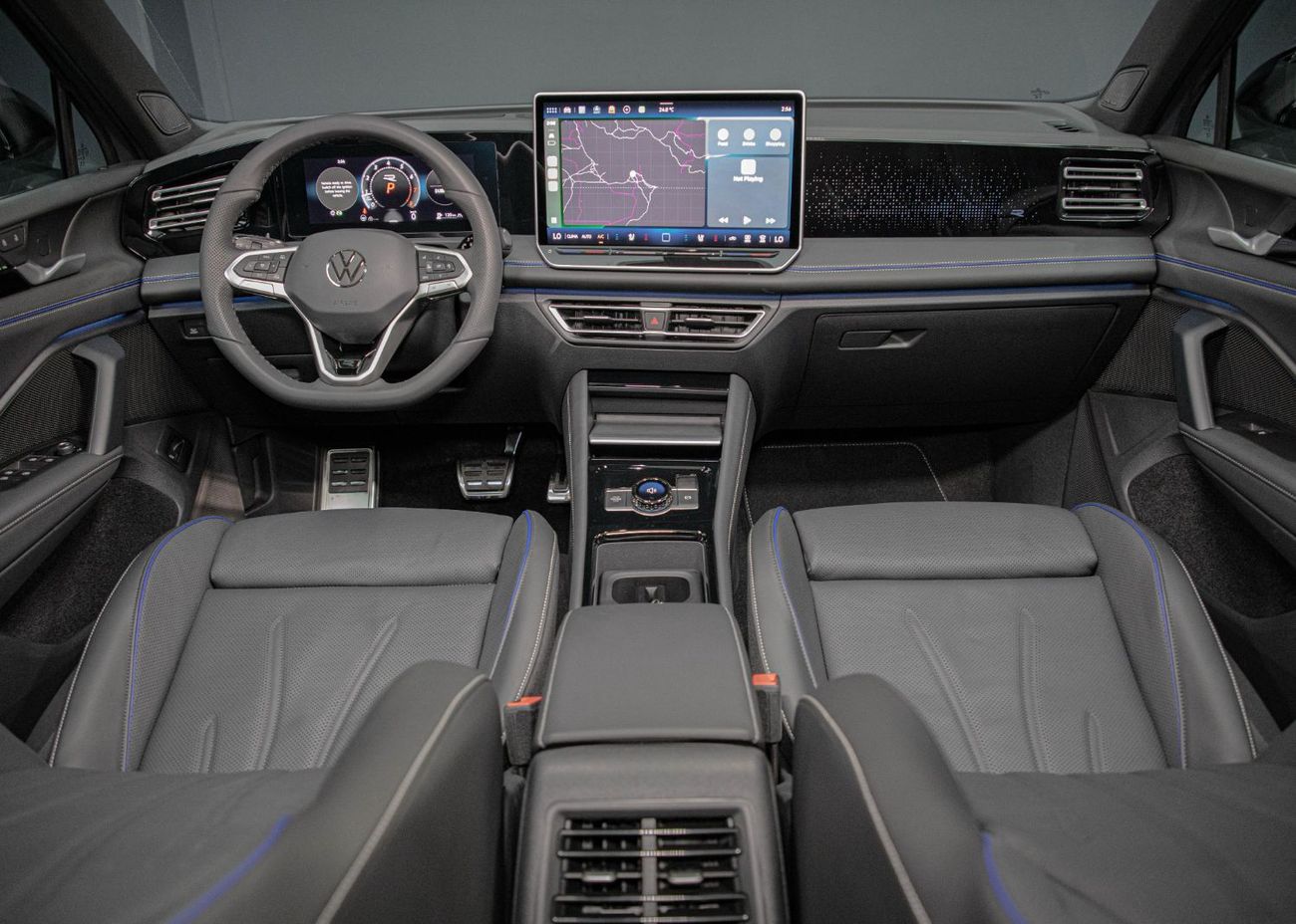 Volkswagen Tiguan R-Line 2.0L 2,195x60 • 20% DP • 2025 Volkswagen Tiguan R-Line Black Edition • VW Warranty + Service 