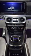 مرسيدس بنز G 550 EXCELLENT DEAL for our Mercedes Benz G550 ( 2024 Model ) in Grey Color American Specs