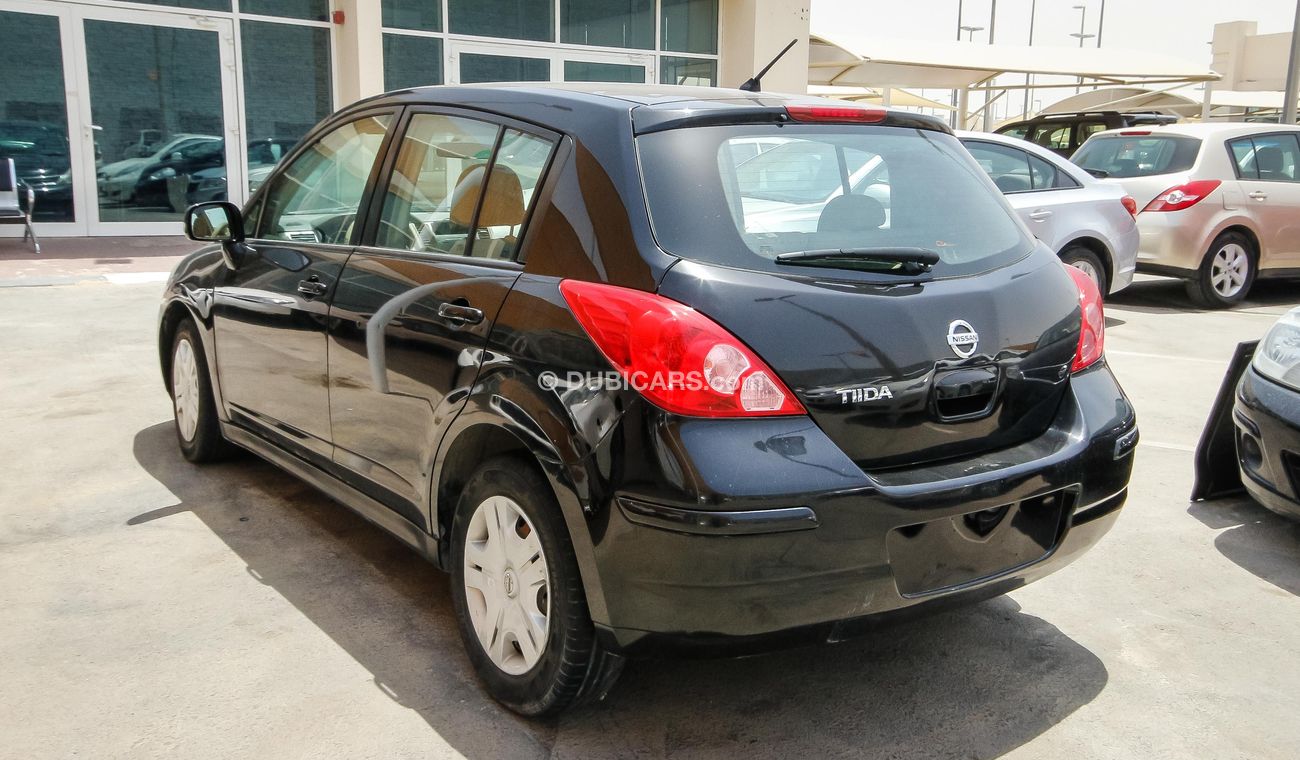 Nissan Tiida