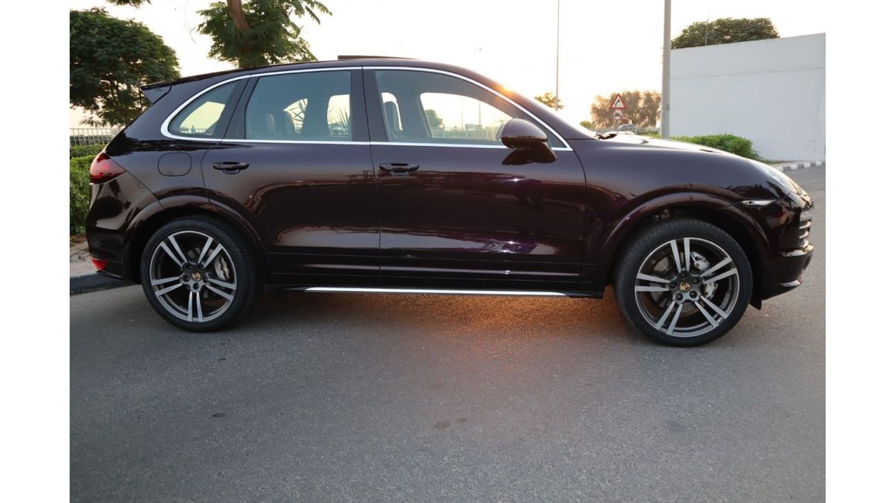 Porsche Cayenne Cayenne S V8 GTS KT. GCC