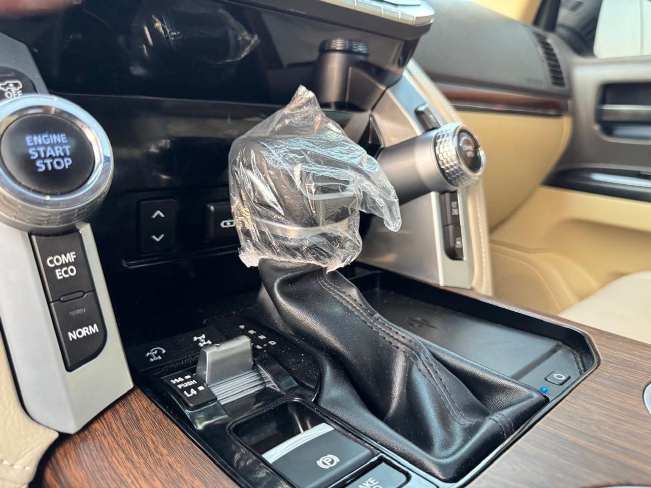 Toyota Land Cruiser GXR
