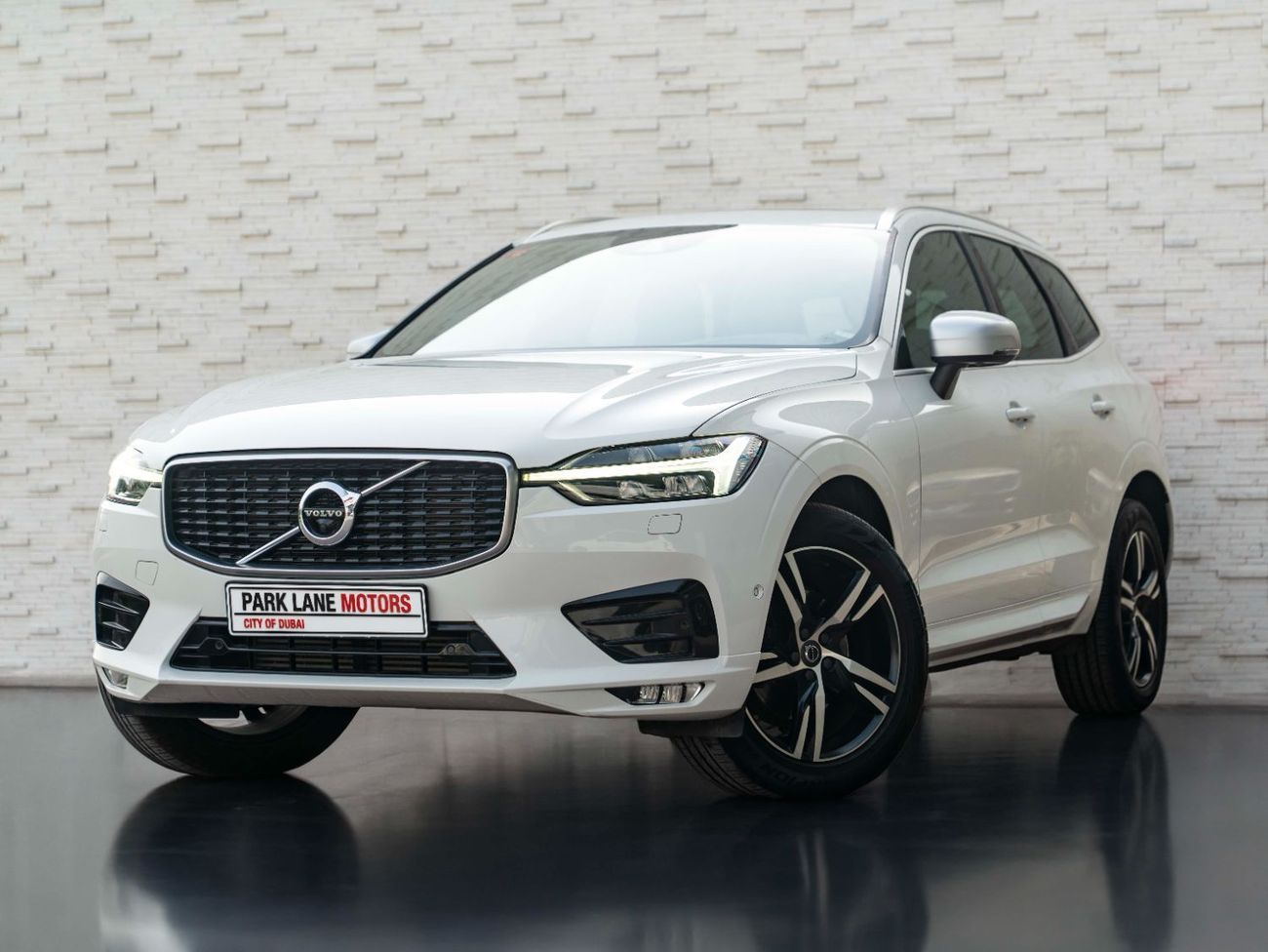 Volvo XC60 T5 R Design 2.0L