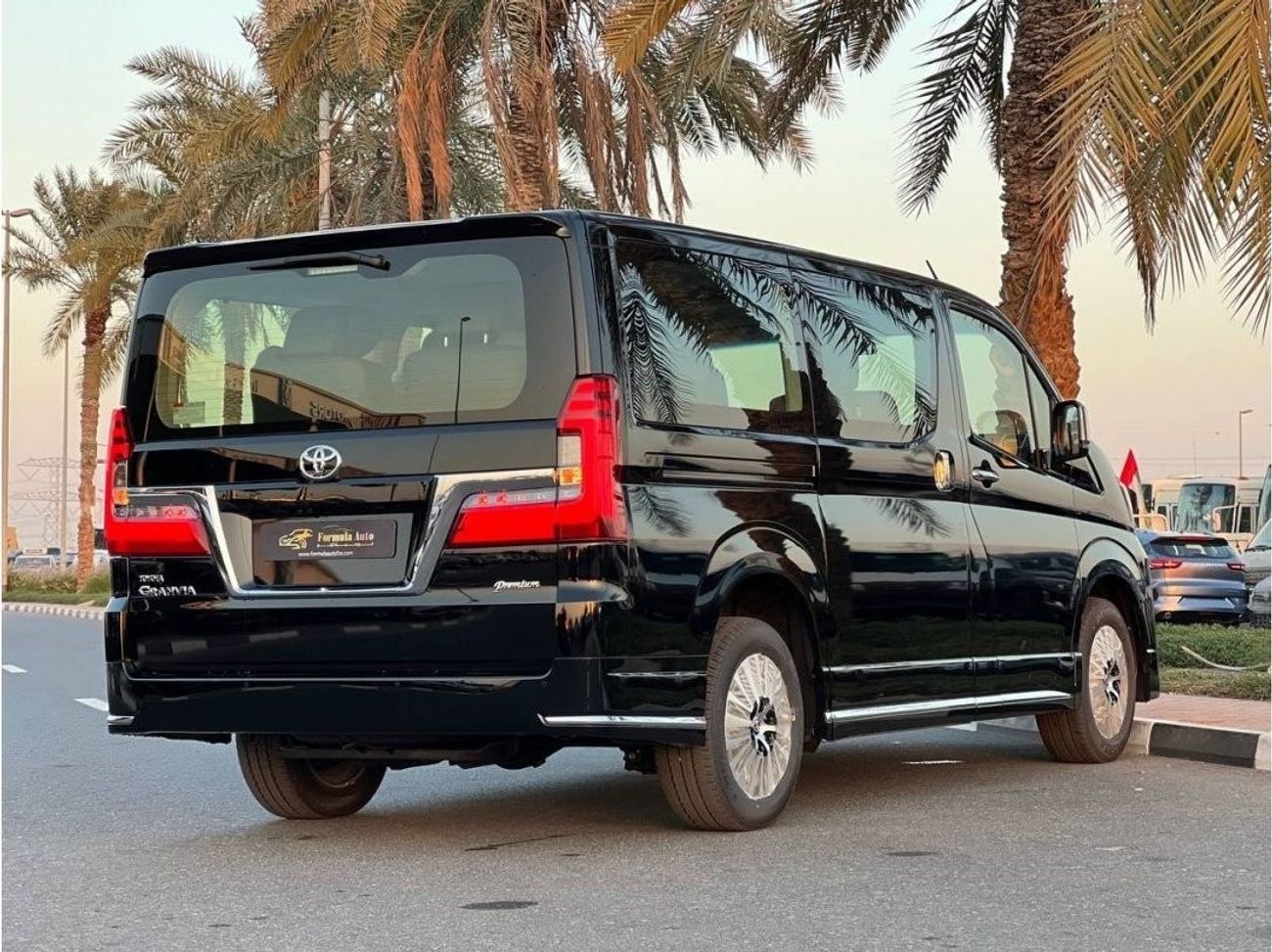 تويوتا جرافينا PREMIUM 3.5L V6 PTR A/T // 2026 // PREMIUM VIP FULL OPTION WITH RADAR , 360 CAMERA // SPECIAL OFFER // BY FO