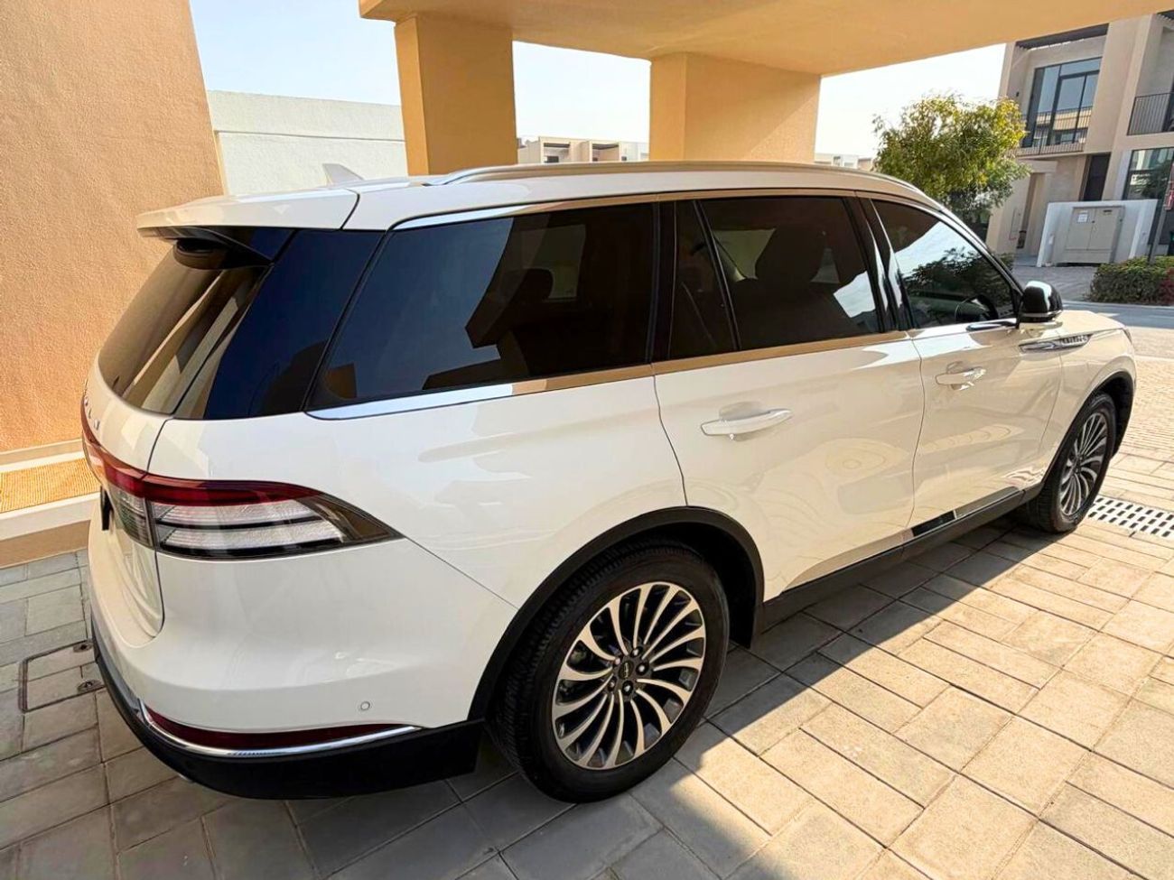 لينكولن أفياتور RESERVE 2020 Lincoln Aviator Reserve | Urgent Sale | Lady driven | 7 Seater