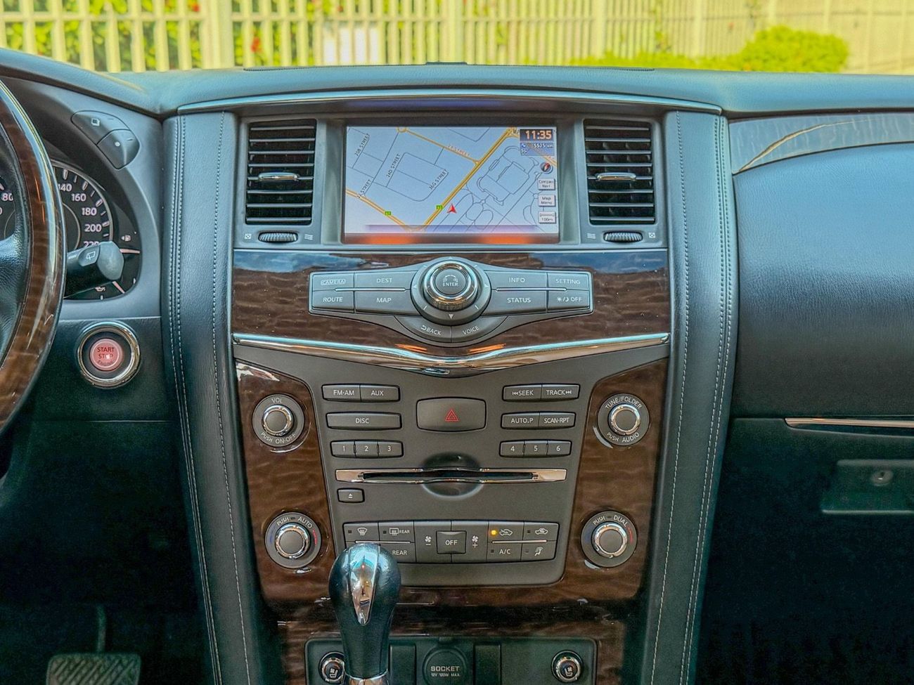 Nissan Patrol LE Platinum 5.6L