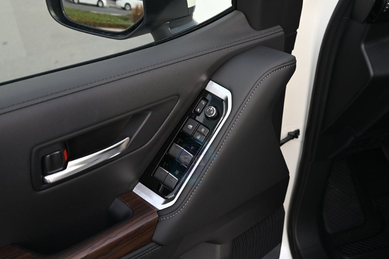 Toyota Land Cruiser 300 GXR V6 3.3L Diesel 4WD 7 Seat Automatic