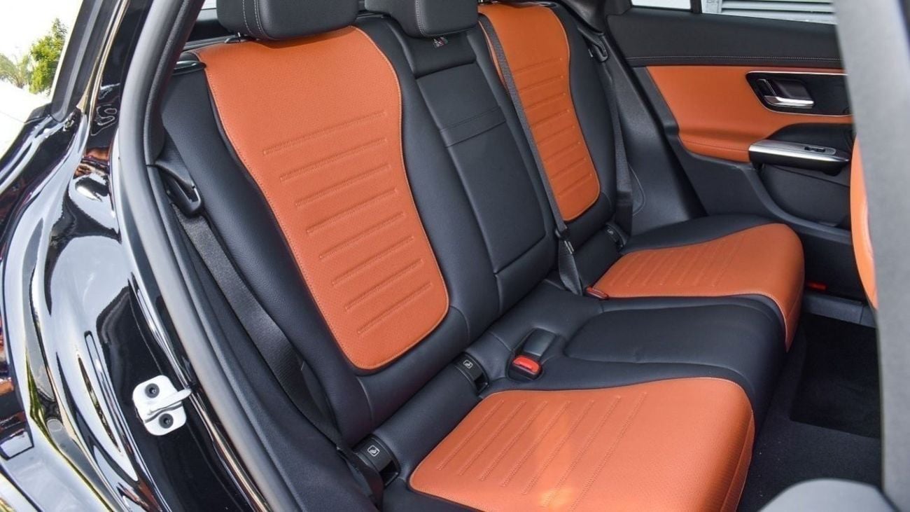 Mercedes-Benz GLC 200 Mercedes-Benz GLC 200 | FULLY EXTERIOR CARBON FIBER, 5 Years Warranty 2024 Brand New