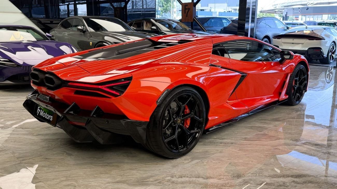 Lamborghini Revuelto Lamborghini Revuelto 2026 - Hybrid Powertrain (First-Ever)