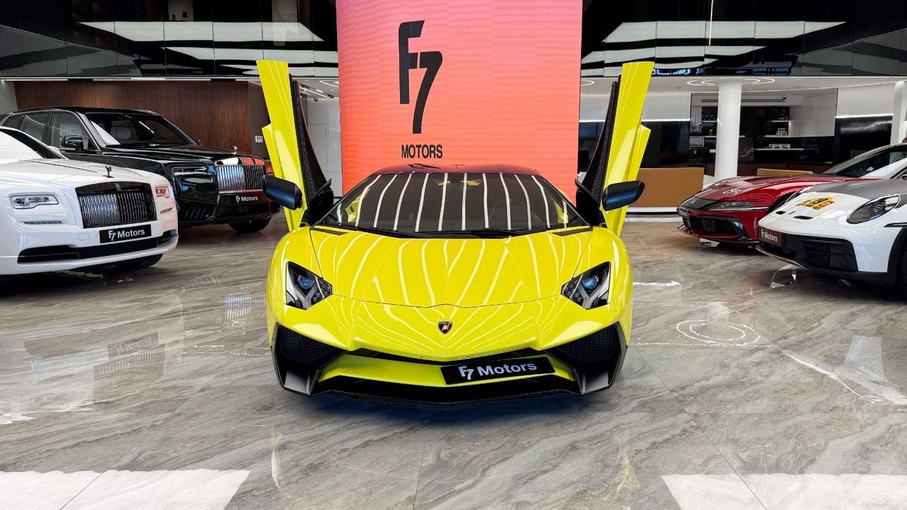 Lamborghini Aventador 6.5L V12 Lamborghini Aventador SV 2017 - LP 750-4 SV Roadster - Yellow (Giallo)