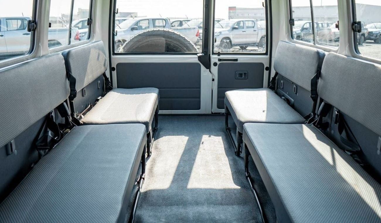 Toyota Land Cruiser 70 LC78 4.2L V6 DIESEL 3DOOR