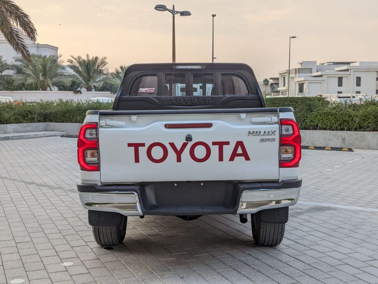 Toyota Hilux SGLX Toyota Hilux pickup LHD 2021 white diesel engine 4-cylinder 2.4L
