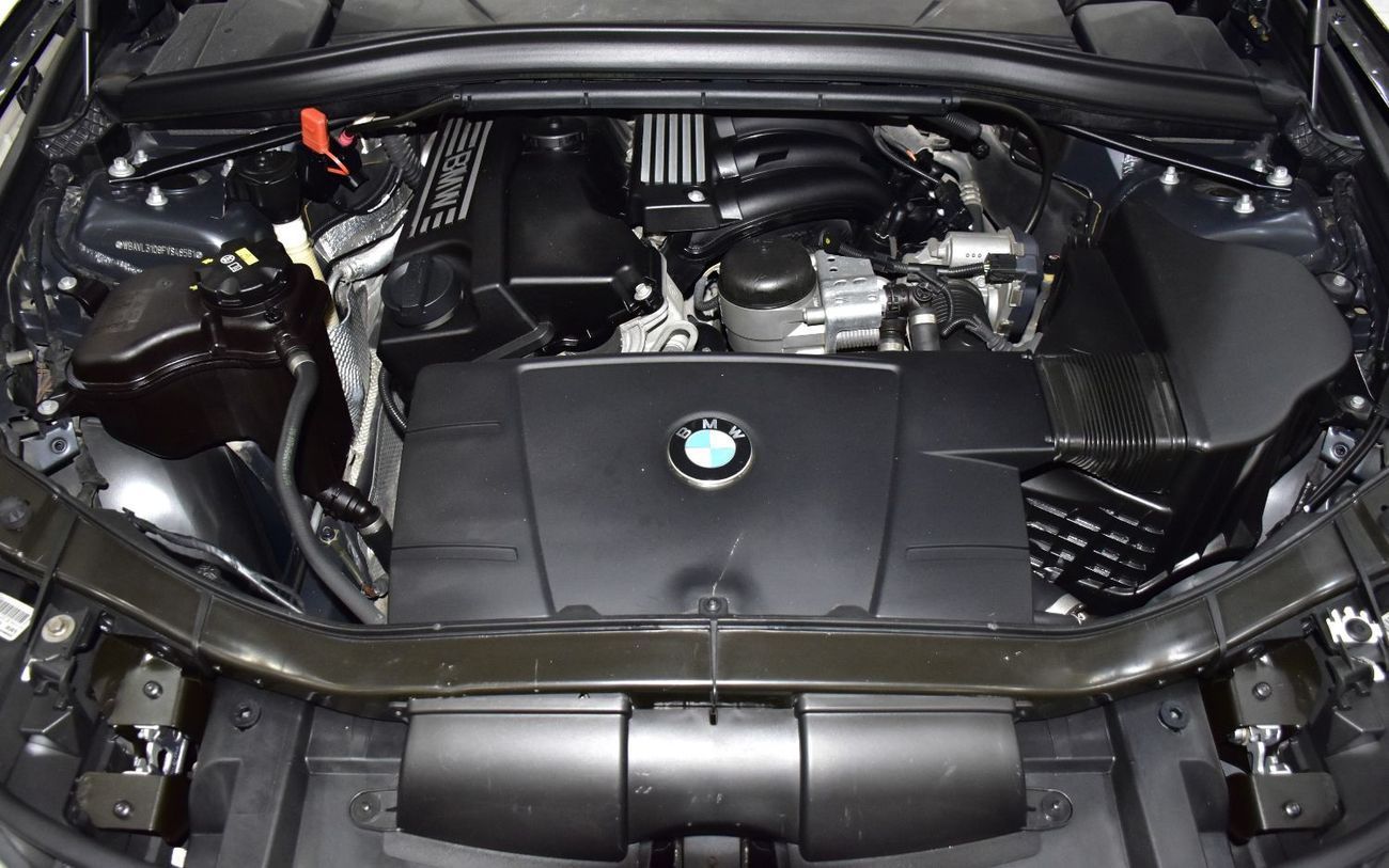 BMW X1 EXCELLENT DEAL for our BMW X1 sDrive18i ( 2015 Model ) in Blue Color! GCC Specs