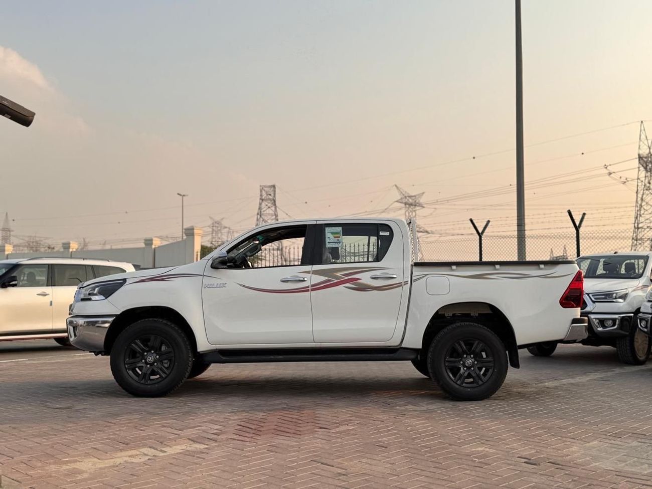 تويوتا هيلوكس  2.7L AWD M/T
