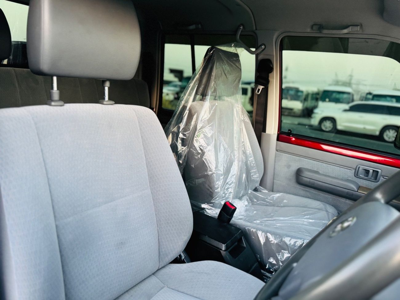 تويوتا لاند كروزر بيك آب Toyota Land Cruiser pickup 2022 RHD diesel v8