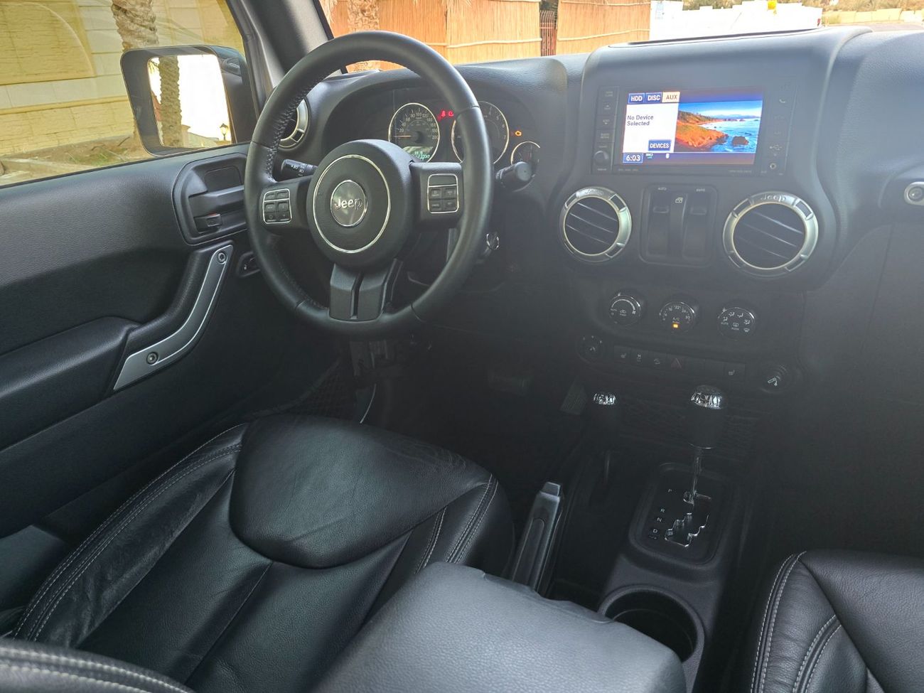 جيب رانجلر Sahara 3.6L A/T