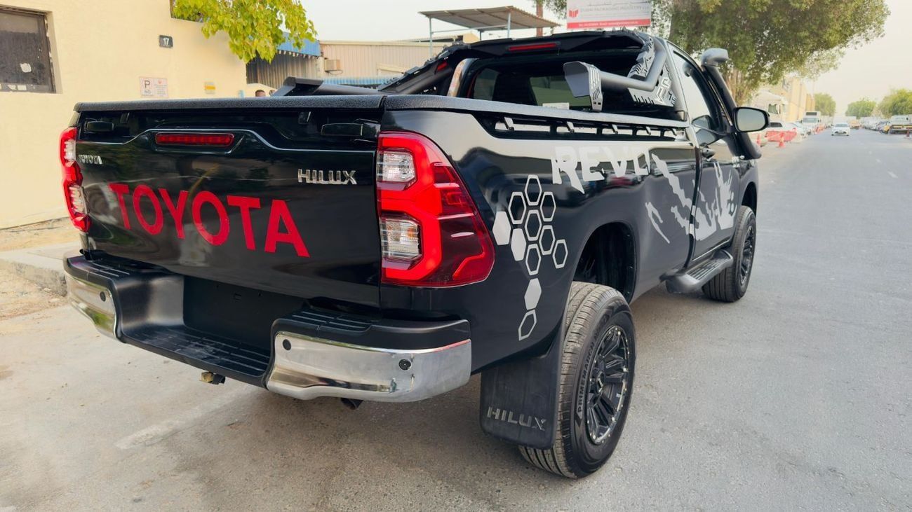 Toyota Hilux SINGLE CABIN | 4X4 SPORTS BAR | 2.8 DIESEL ENGINE | MANUAL TRANSMISSION | AIR SNORKEL