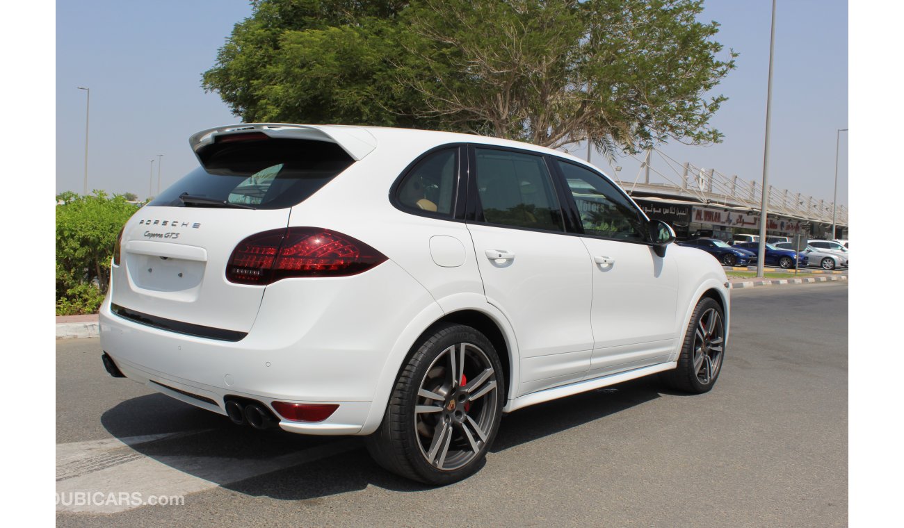 Porsche Cayenne GTS GCC SPECS