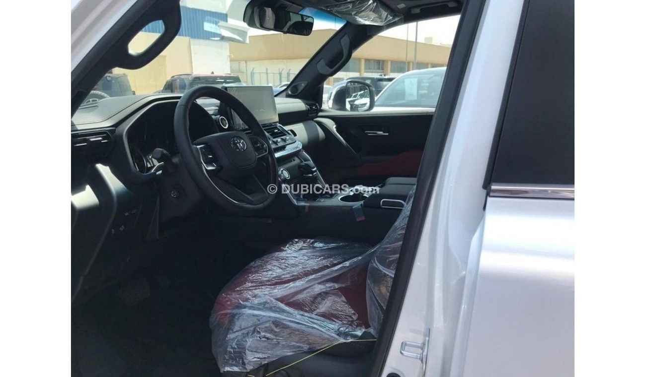 Toyota Land Cruiser LANDCRUISER V TWEN TURBO VXR 3.5 MODEL 2023 Al-Futtaim 4 Years Warranty