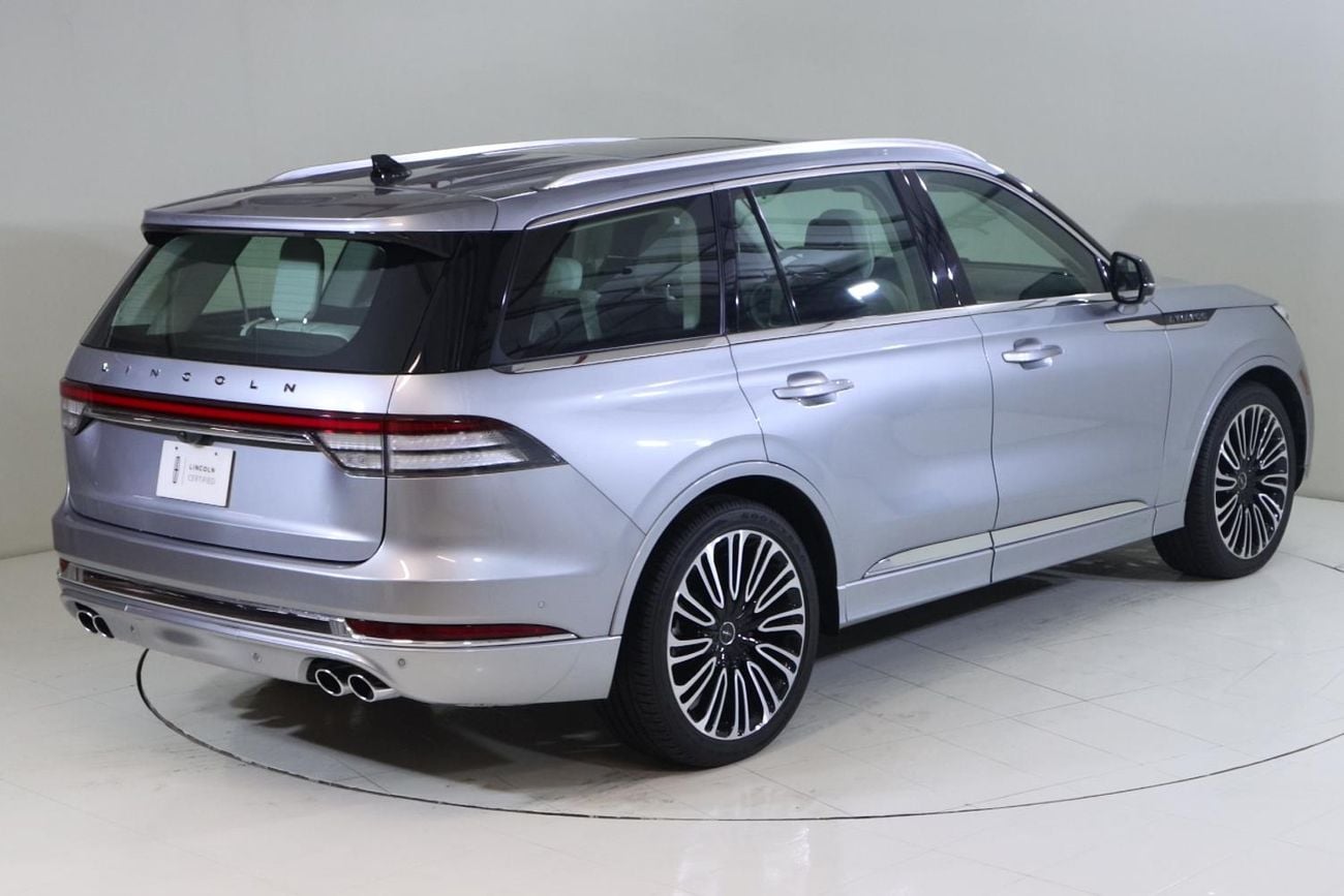Lincoln Aviator PRESIDENTIAL AVI923/ AL TAYER MOTORS AL QOUZ SHOWROOM