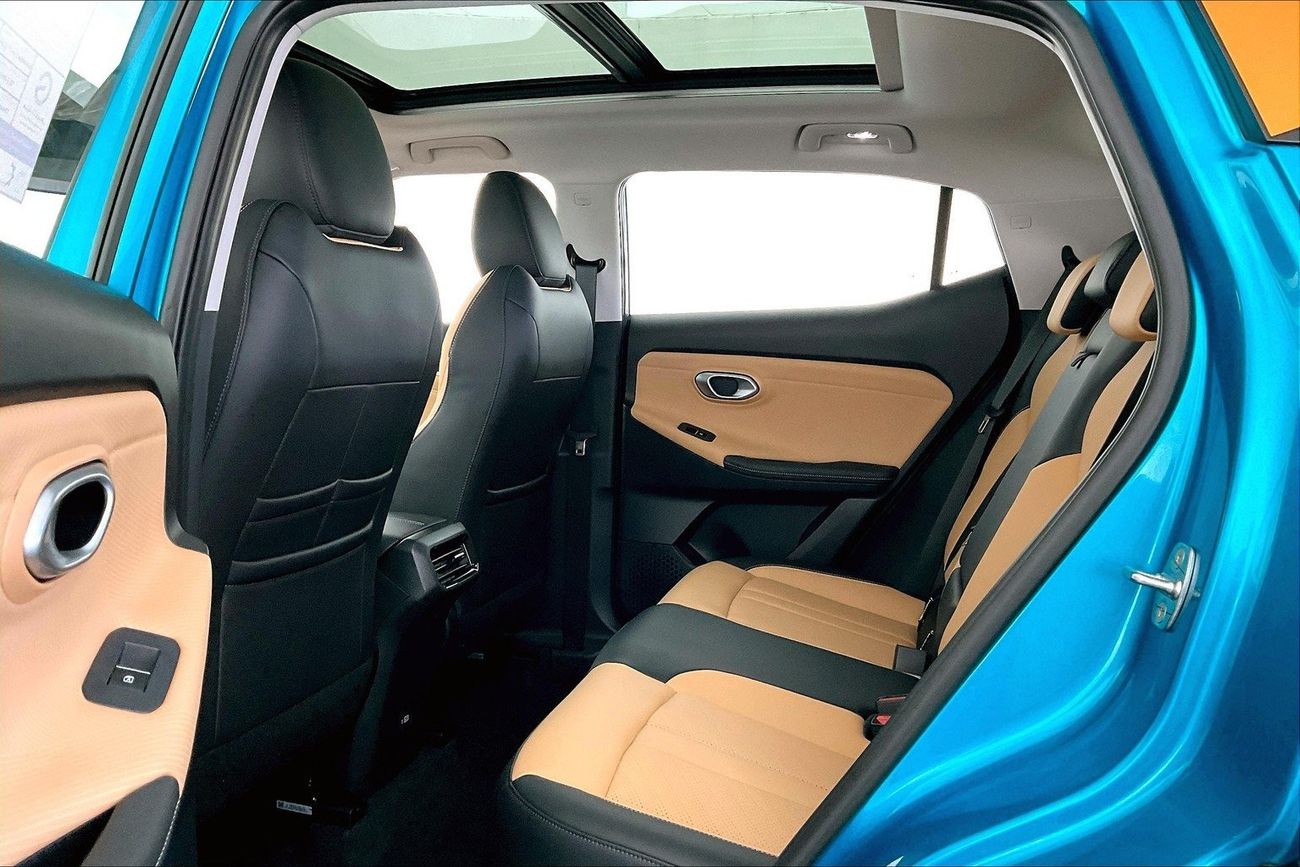 نيسان إكستيرا Titanium | ضمان مجاني لمدة عام | 0 دفعة أولى