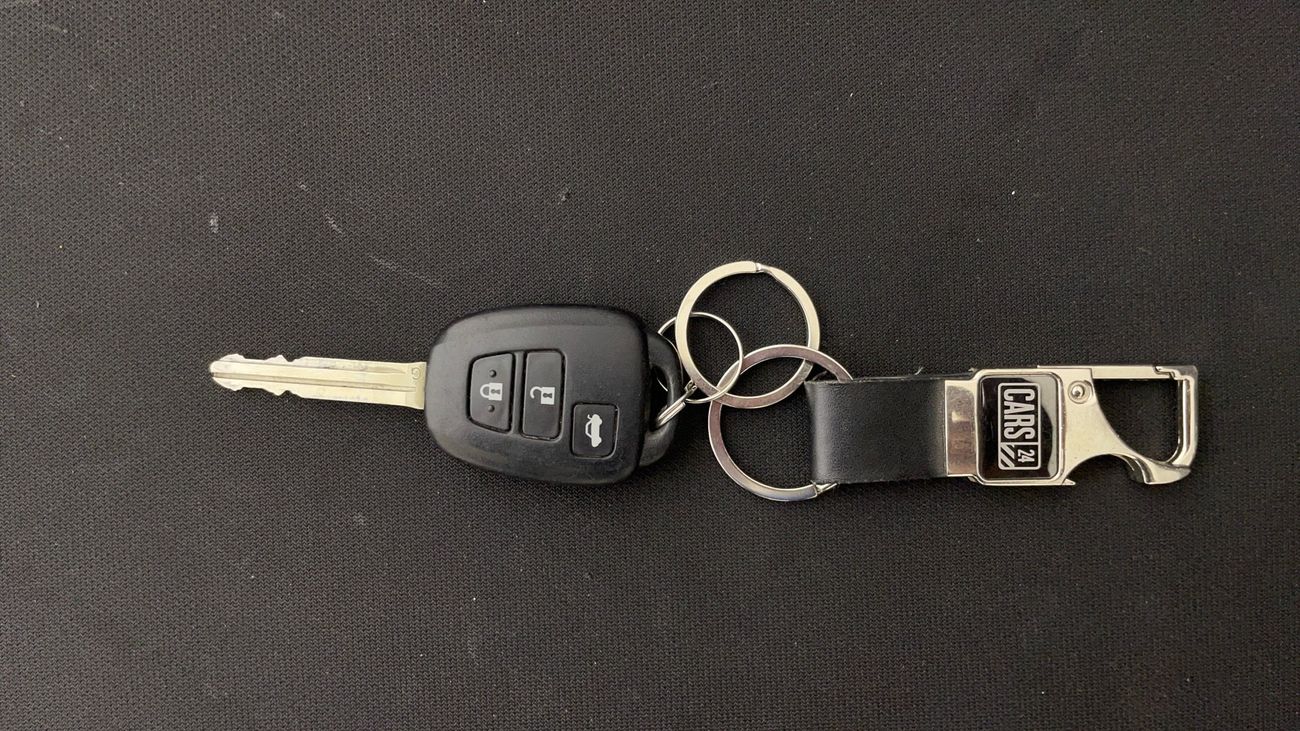 تويوتا يارس SE 1.5 | بدون دفعة مقدمة | اختبار القيادة في المنزل