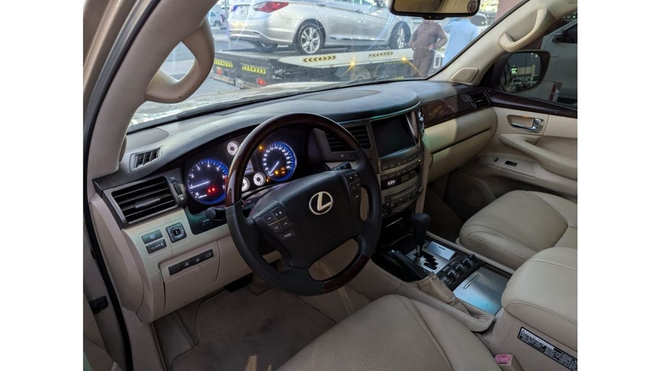 لكزس LX 570 LEXUS LX 570 2008 V8 ENGINE 5.7 CAR CONDITION VERY GOOD WITHOUT ACCIDENT available now REBOU NAJD US