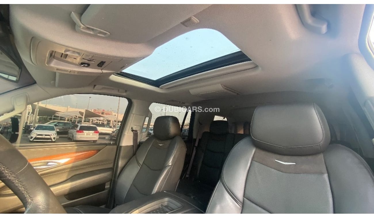 Cadillac Escalade خليجيه GCC Full options